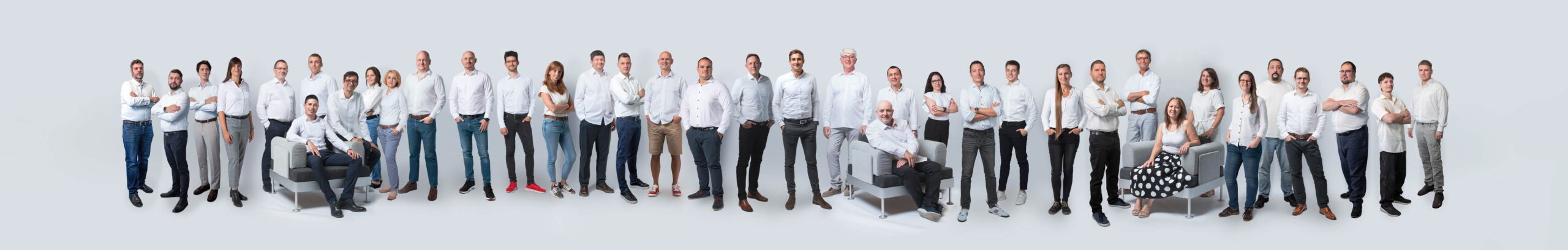 omikron-team-photo